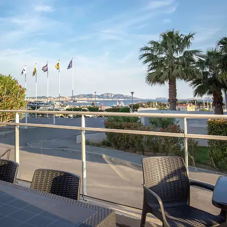 Ibis Budget L'estaque 호텔 2*